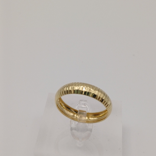 96 - And now a second amazing light weight Gent's Gold Band.
- size W
- weight 0.85g
- 9ct yellow gold