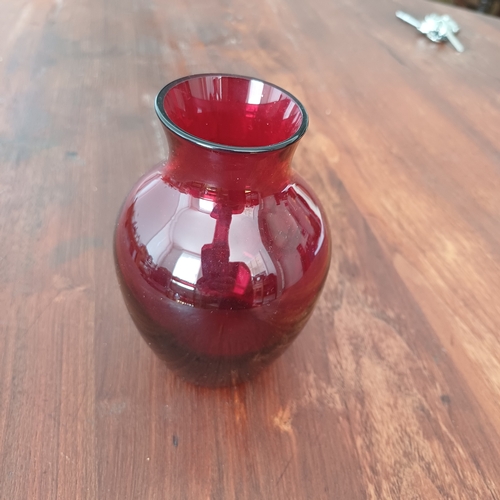 81 - Pretty Cranberry Coloured Vase