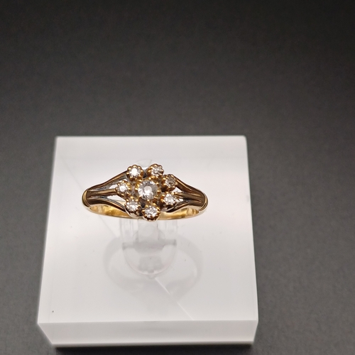 2 - Really lovely Ladies Victorian Diamond Cluster Ring
- 8 diamonds
- 15 ct yellow gold
- 3.6 g
- size ... 