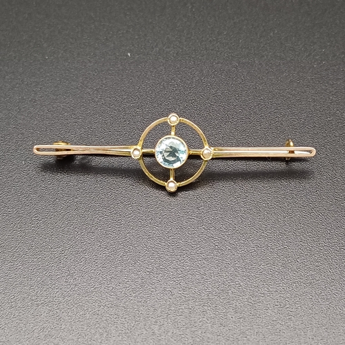 22 - Bar Brooch with Aquamarine stone
- 14 ct yellow gold
- 2.2 g