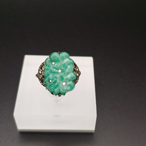 29 - A lovely Unusual Jade Ring 
- silver
- size N
- 3.9 g