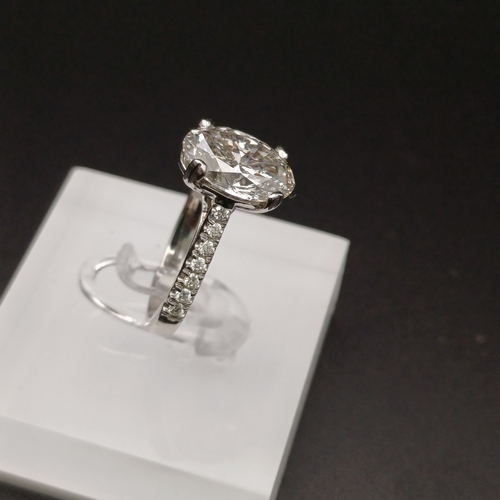 47 - Now we have a stunning Oval Shaped Solitaire Diamond Ring with Diamonds inset in the shank.
- Platin... 