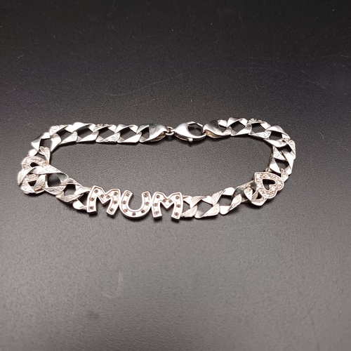 69 - Silver 'Mum' Bracelet really lovely.
- 925 silver
- 7