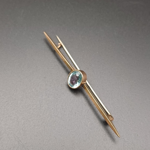 17 - Victorian Aquamarine Pin Brooch which is set in to 9 ct yellow gold.  The Aquamarine is a stunning c... 