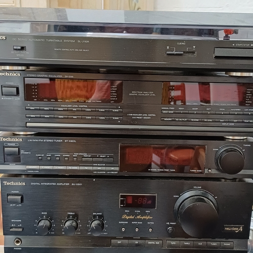 56 - Technics Stacking Hi-Fi System with all operating instructions:
RS-X501 Double Cassette Deck; SH-E66... 