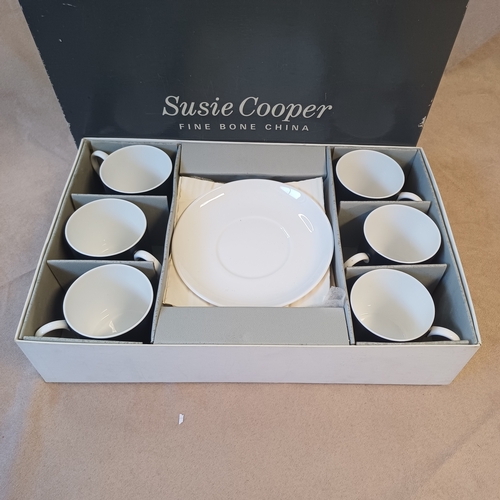 444 - Wedgwood: Susie Cooper 'Contrast Dinnerware' C2068 Set of Six Cups ands Saucers in original box.  In... 