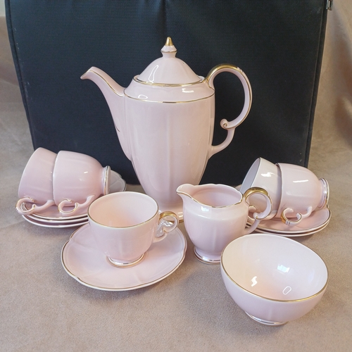 98 - Crown Devon 'Fieldings 3181' Collection Coffee Set consisting of: Five Cups, Six Saucers, Coffee Pot... 