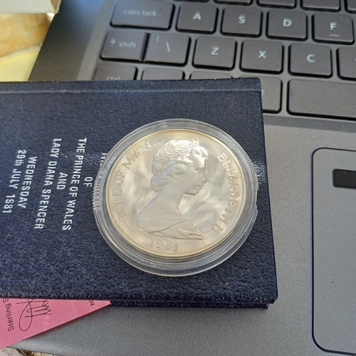 5 - Double Proof Coin Set Isle of Man of the Marriage of HRH Charles Prince of Wales to Lady Diana Spenc... 