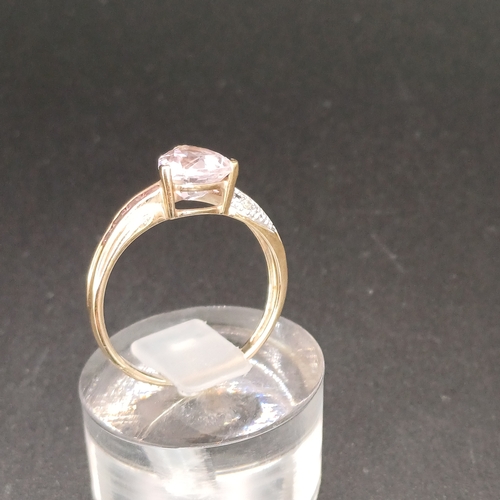 33 - Pink and White (possibly Sapphires) cluster ring set in 9ct yellow gold
- 9ct
-weight 2.15g
- size M