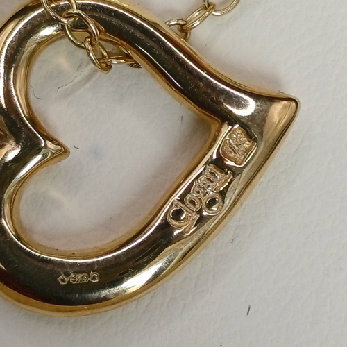 48 - Glogau Gold Heart Shaped Pendant  (Welsh Gold) in iits original boxing
- 9 ct gold
- weight 5 g