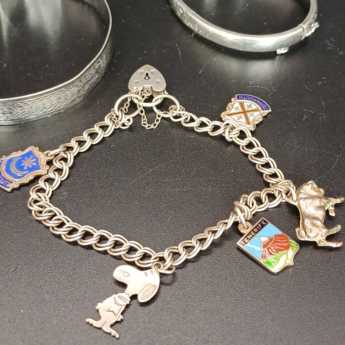 57 - Three Bracelets
- 925 silver
- total weight 27.3 g