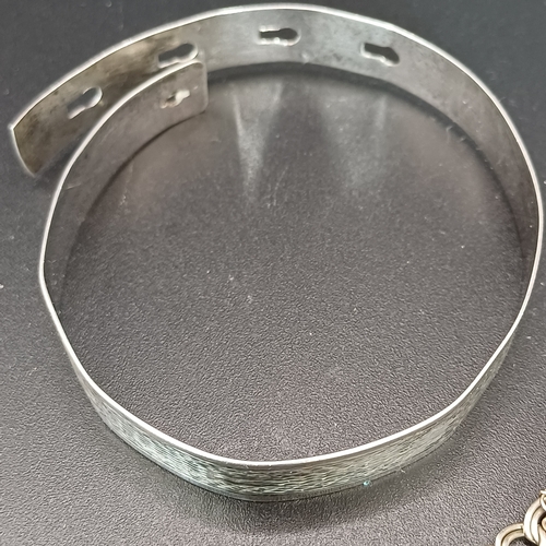 57 - Three Bracelets
- 925 silver
- total weight 27.3 g