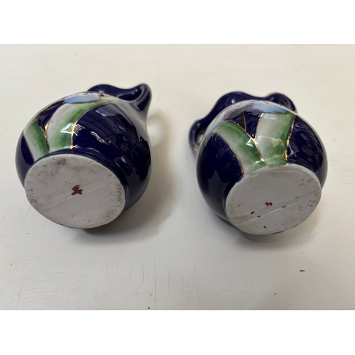 169 - Pair or vases.