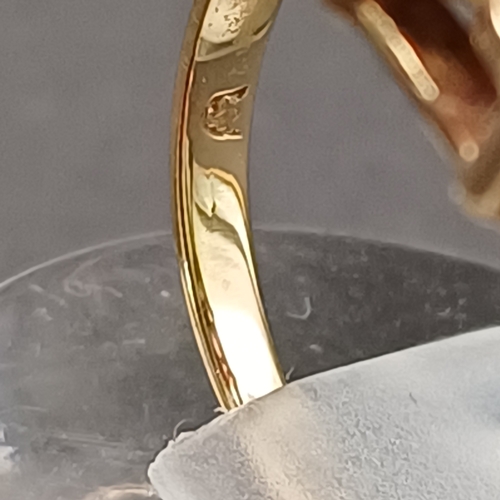 20 - Stunning Amethyst Cluster Ring
- weight 6.4g
- 18 ct yellow gold
- size L / M