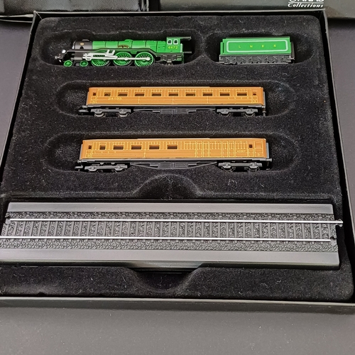 46 - What a lovely gift for Father's Day.  Minitrains 1/220 scale Flying Scotsman with display track and ... 