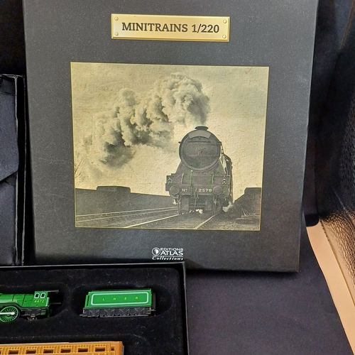 46 - What a lovely gift for Father's Day.  Minitrains 1/220 scale Flying Scotsman with display track and ... 
