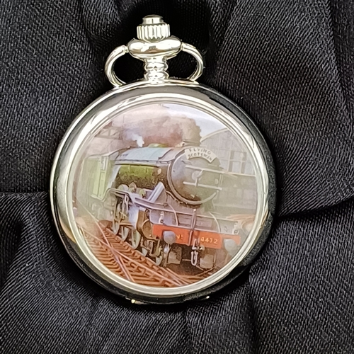 46 - What a lovely gift for Father's Day.  Minitrains 1/220 scale Flying Scotsman with display track and ... 