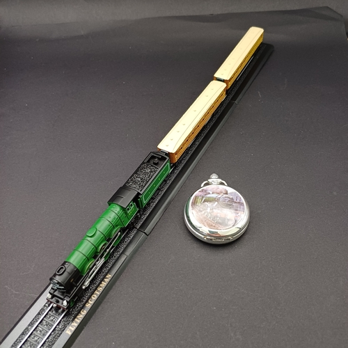 46 - What a lovely gift for Father's Day.  Minitrains 1/220 scale Flying Scotsman with display track and ... 