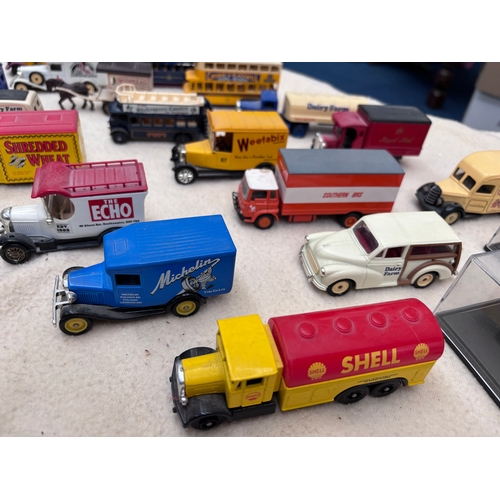 342 - Selection of diecast vehicles