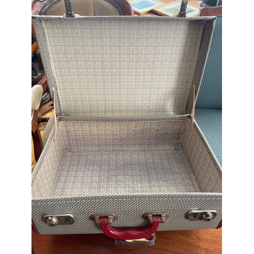 Lot 25        
