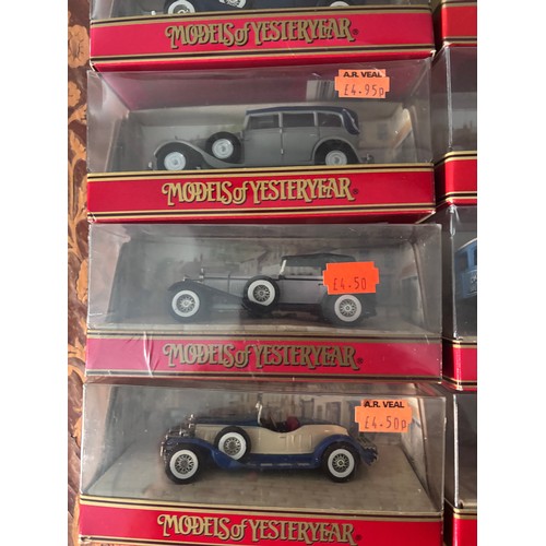 119 - Matchbox Models of Yesteryear
Y17 1938 Hispano Suiza
y 24 1927 Bugatti T44
y 27 1922 Foden Steam wag... 
