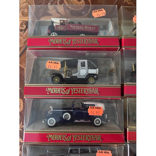 119 - Matchbox Models of Yesteryear
Y17 1938 Hispano Suiza
y 24 1927 Bugatti T44
y 27 1922 Foden Steam wag... 