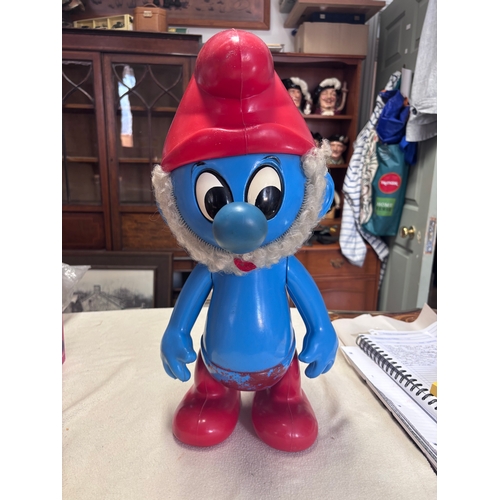 109 - Papa Smurf and plush Smurf- Papa Smurf is untested however is reported to have made noises once and ... 