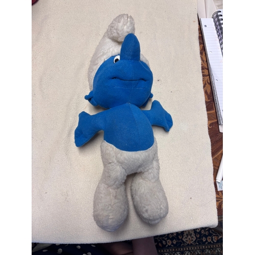 109 - Papa Smurf and plush Smurf- Papa Smurf is untested however is reported to have made noises once and ... 