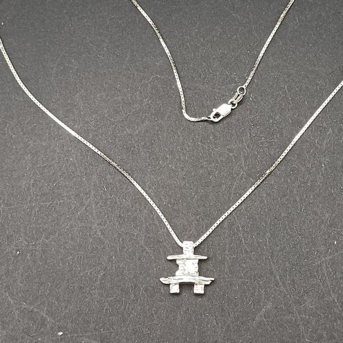 30 - Authentic Canadian Diamond set into  14 carat white gold pendant on a 14 carat white gold chain.  To... 