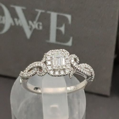 76 - Vera Wang Love Diamond Cluster Ring set in 18 carat white gold.  This is a really pretty ring in its... 