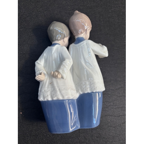 178 - Boo lladro figurines - two choir boys.