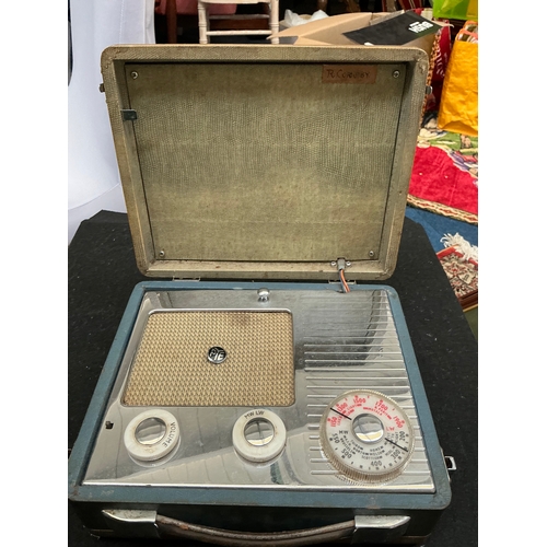 216 - PYE ‘Jewel Case Portable’ Valve radio 1955/1957