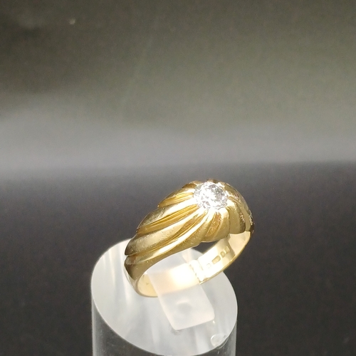 25 - Gents Diamond Solitaire Ring set in 18 carat yellow gold.
- weight 9.56g
- 18 carat yellow gold
- di... 