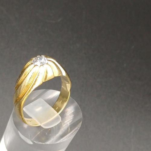 25 - Gents Diamond Solitaire Ring set in 18 carat yellow gold.
- weight 9.56g
- 18 carat yellow gold
- di... 