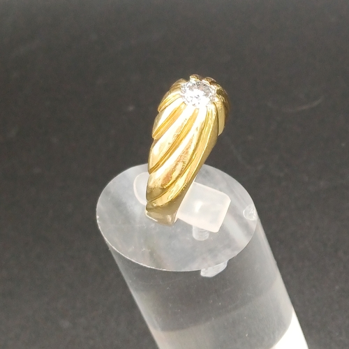 25 - Gents Diamond Solitaire Ring set in 18 carat yellow gold.
- weight 9.56g
- 18 carat yellow gold
- di... 