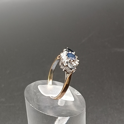 29 - Sapphire and Diamond ring in 9 carat yellow gold
- weight 2.24g
- size I / J