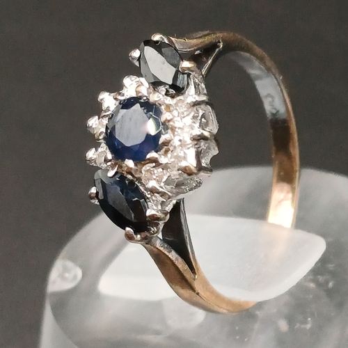 29 - Sapphire and Diamond ring in 9 carat yellow gold
- weight 2.24g
- size I / J