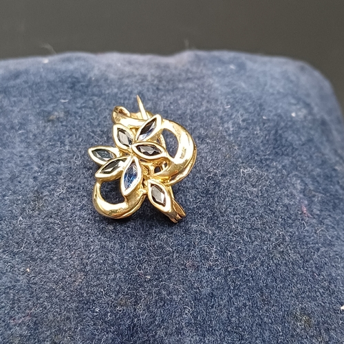 41 - Pretty Sapphire Brooch set in 9 carat yellow gold weighing 2g