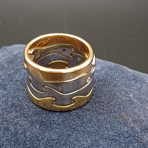 97 - Georg Jensen  Fusion Ring in Yellow and White 18 carat Gold with Diamonds Set in.
- Total weight 26g... 