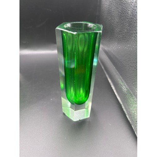 70 - Modern Murano Glass vases & ashtray. Fair condition, some damage see pictures.