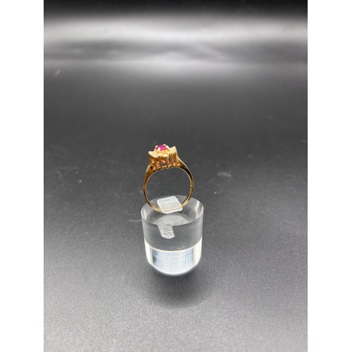 18 - 14ct gold Ruby & Diamond ring. Size O. Weight 3.6g