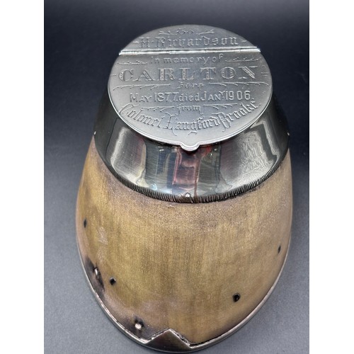 31 - Extremely rare find, A genuine horses hoofe casted in silver and converted into an inkwell. In memoi... 