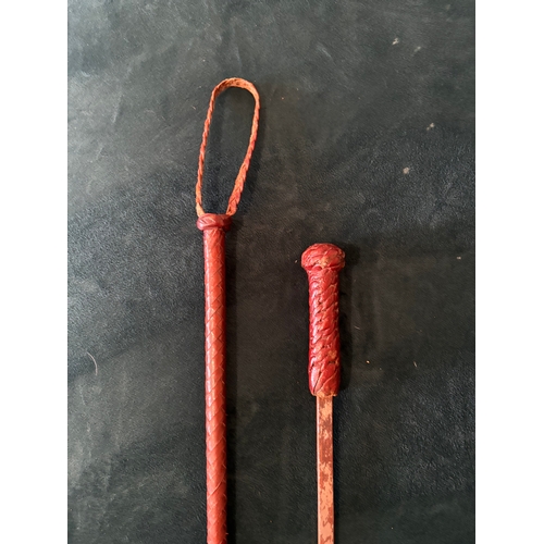 68A - 20th century officers riders crop with hidden dagger