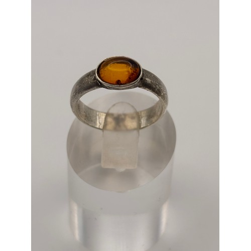 43 - 925 silver rings x3 
combined weight 13.36g
Size z
Size q
Size q