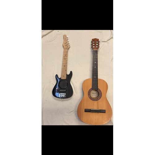 104 - It is advised all guitars in this auction will require new strings.
Here we have a classic acoustic ... 