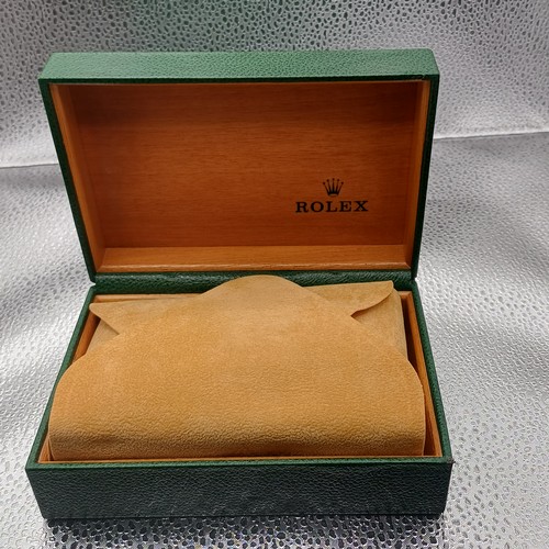 20A - Ladies Rolex Oyster Perpetual 76030 Diamond Bezel in stainless steel case and strap.  In working ord... 