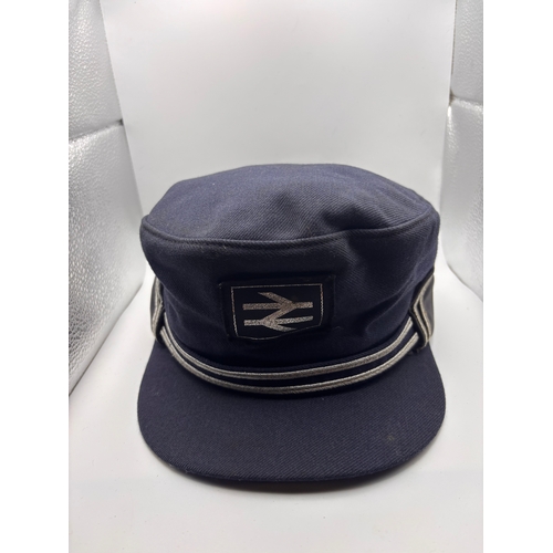 102A - Wonderful collection of national railway memorabilia. Huge collection including  hats, whistle, book... 
