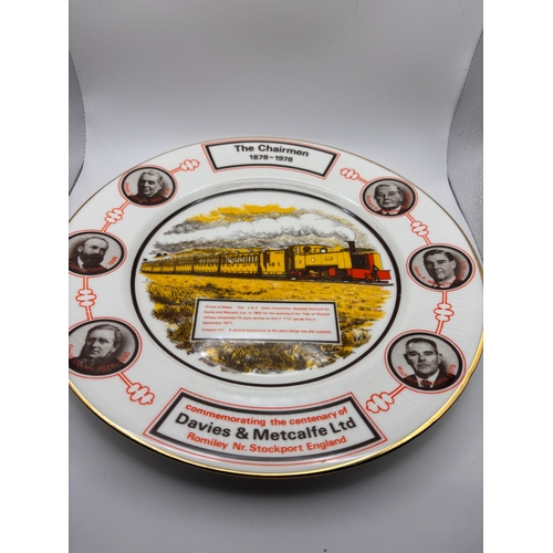 102A - Wonderful collection of national railway memorabilia. Huge collection including  hats, whistle, book... 