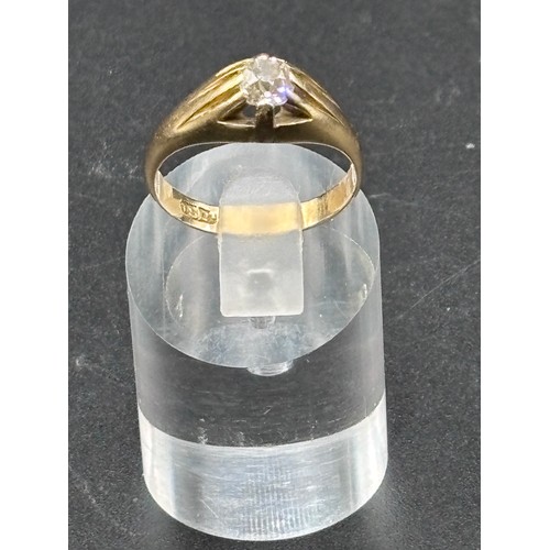 1A - 18ct yellow gold diamond signet ring. weighs in at 6grams.