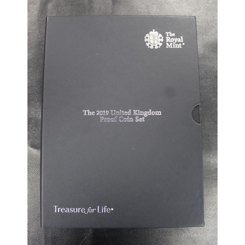 165 - 2019 Royal Mint 13-coin proof set including Wedgewood, Pepys & D-Day £2 coins and Victoria... 